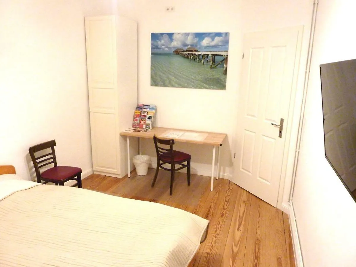 All You Need - Room Hamburg Privatunterkunft